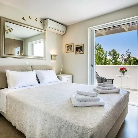 Agia Pelagia Sleeps 6 Pool Air Con Wifi