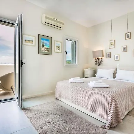 Agia Pelagia Sleeps 6 Pool Air Con Wifi Svoronata
